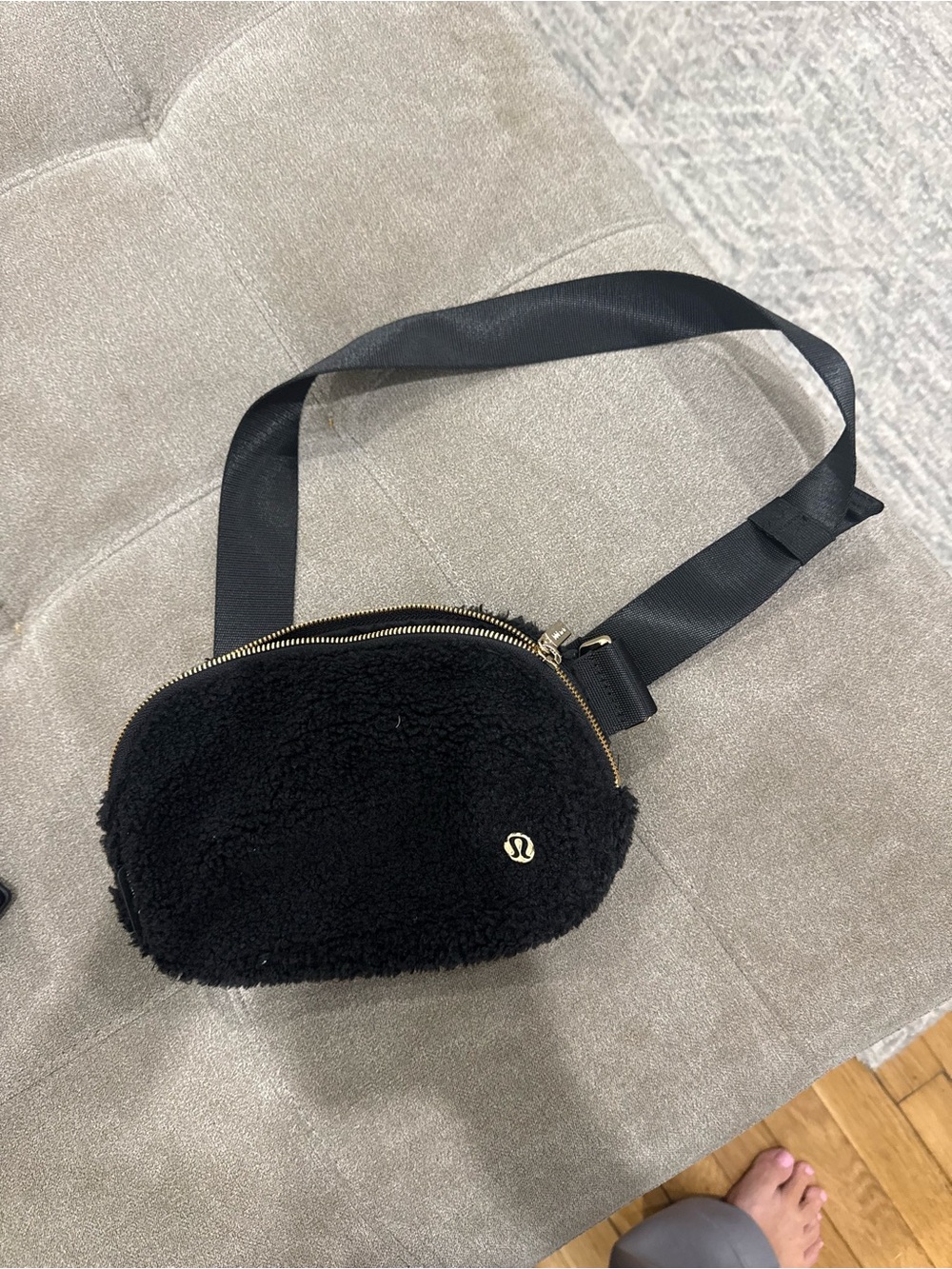 lululemon athletica Black Sherpa Crossbody Belt Bag